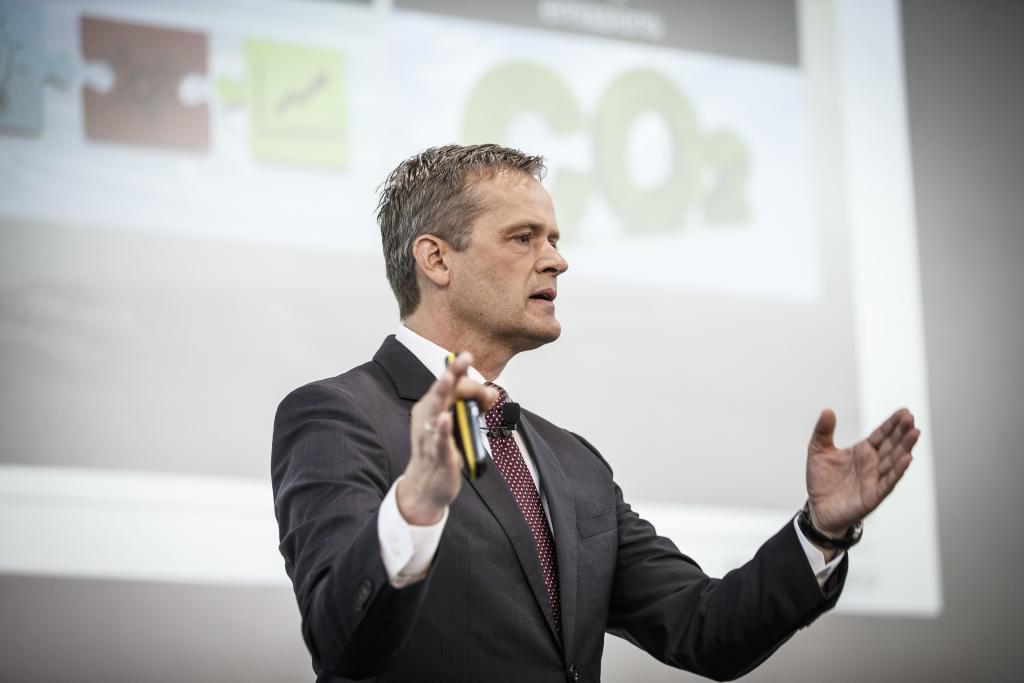 2014_37_schaefer_1